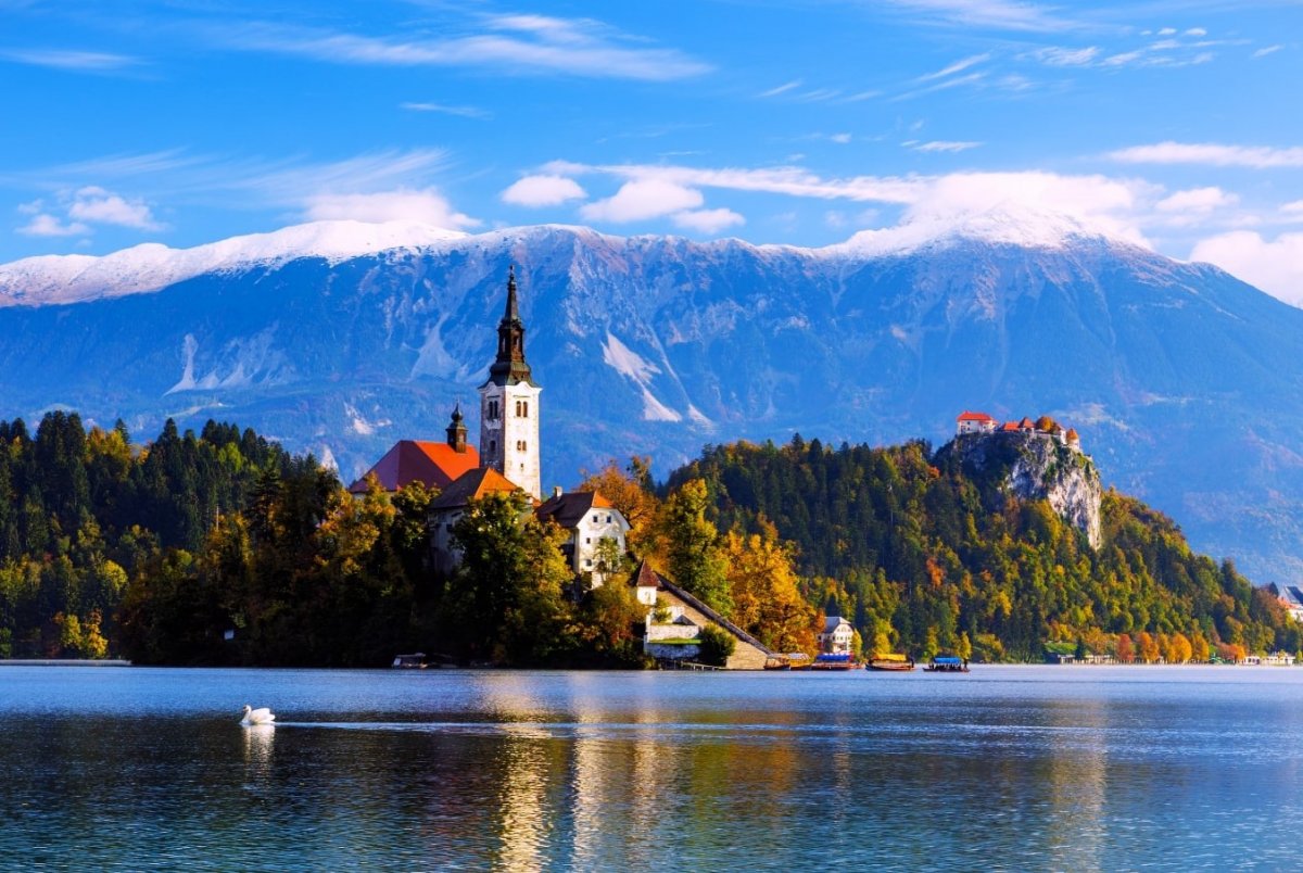 Słowenia - wybrzeże Adriatyku i rejony alpejskie